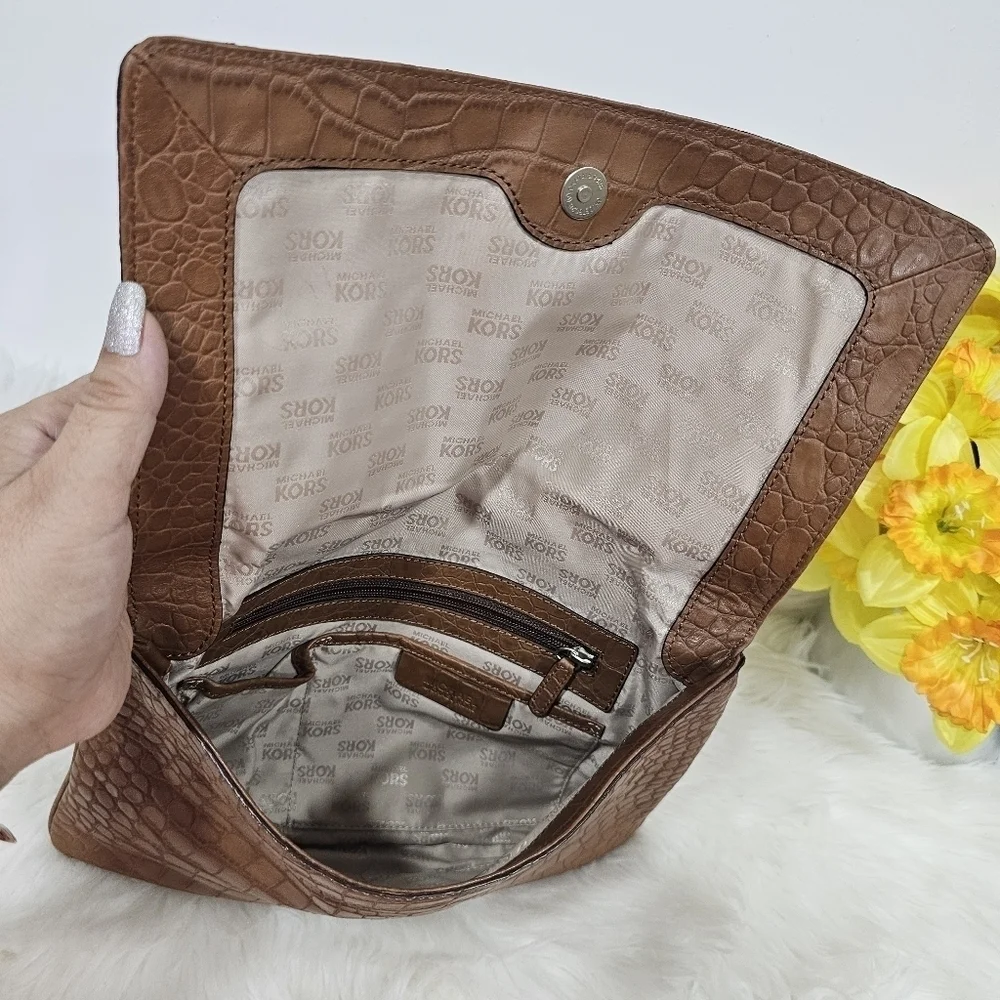 Michael kors brown Croc Embossed leather sloand shoulder bag - Picture 9 of 12